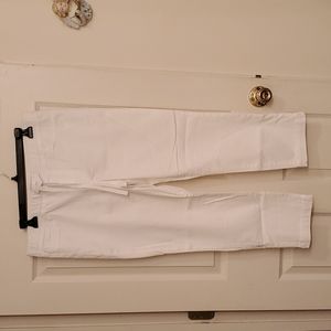 White crop pants, brand new, never worn
